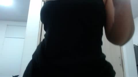 Snapshot of hanea_anime chatting on March 10, 2026, 10:48 pm Brittany online show from March 10, 2026, 10:48 pm