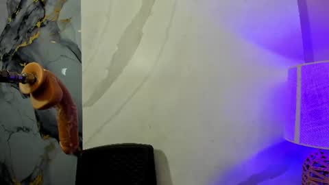 Snapshot of hanie_boobs chatting on June 27, 2026, 3:22 am Ana online show from June 27, 2026, 3:22 am