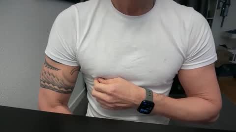 Snapshot of hankmoody6 chatting on April 16, 2026, 6:58 am hanky online show from April 16, 2026, 6:58 am