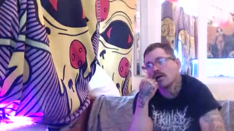 hank rams online show from June 9, 2026, 12:17 pm