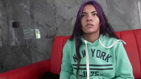 Snapshot of hanna13_ chatting on November 17, 2025, 12:00 pm Hanna online show from November 17, 2025, 12:00 pm