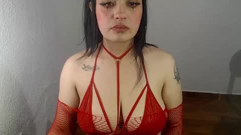 Snapshot of hanna99moon chatting on January 15, 2025, 9:35 am JUANA online show from January 15, 2025, 9:35 am