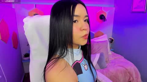 hanna  online show from January 24, 2025, 3:54 am