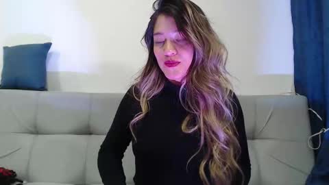 Snapshot of hanna__jones7 chatting on December 3, 2025, 2:30 am Hanna online show from December 3, 2025, 2:30 am