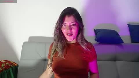 Hanna  online show from December 23, 2025, 12:08 am