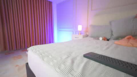 hanna online show from December 17, 2025, 1:44 am