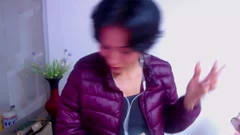 Snapshot of hanna_chloe chatting on March 6, 2025, 7:21 pm Sara online show from March 6, 2025, 7:21 pm