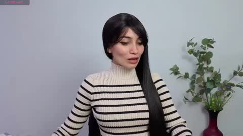 Sara online show from June 17, 2026, 3:24 pm