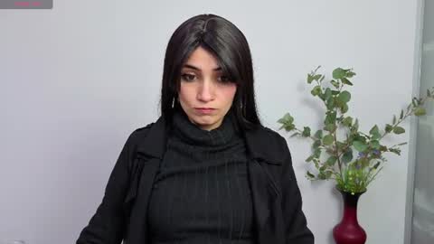 Sara online show from June 22, 2026, 1:52 pm