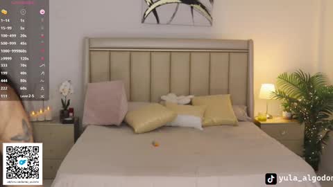 Snapshot of hanna_costtello chatting on February 24, 2025, 2:40 am hanna_costtello online show from February 24, 2025, 2:40 am