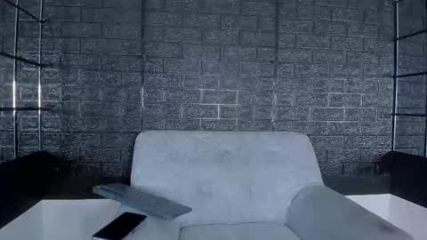 Hanna lens online show from October 17, 2025, 6:54 pm