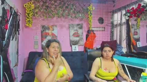 Snapshot of hanna_mature01 chatting on May 22, 2026, 2:12 pm Hanna online show from May 22, 2026, 2:12 pm