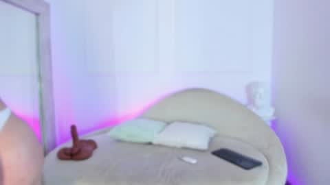 Snapshot of hanna_moonlight_ chatting on December 23, 2024, 11:28 pm Hanna online show from December 23, 2024, 11:28 pm