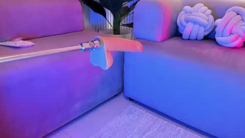 EVA online show from January 6, 2026, 5:33 am