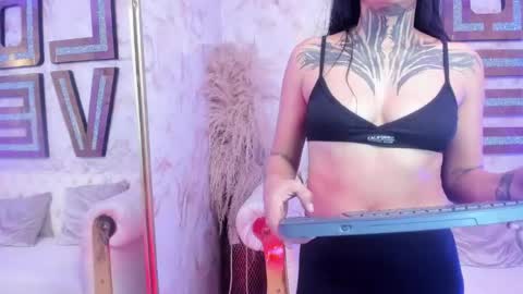 EVA online show from May 5, 2026, 2:08 am
