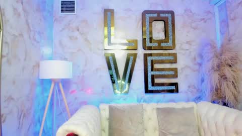 Snapshot of hanna_slut chatting on May 22, 2026, 2:19 am EVA online show from May 22, 2026, 2:19 am