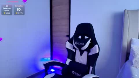 Hanna Capicorn online show from November 27, 2025, 8:22 pm