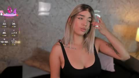 Snapshot of hanna_vasquez chatting on May 25, 2026, 8:26 pm Hanna online show from May 25, 2026, 8:26 pm
