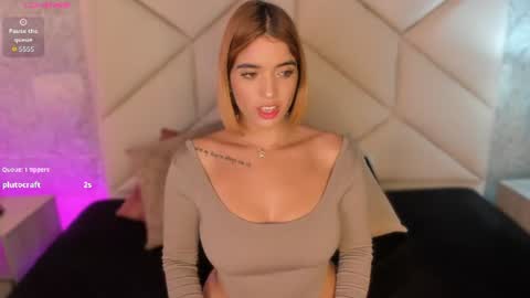 Snapshot of hanna_vasquez chatting on July 24, 2026, 8:40 pm Hanna online show from July 24, 2026, 8:40 pm