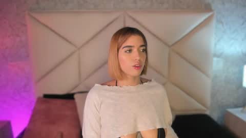 Snapshot of hanna_vasquez chatting on July 26, 2026, 12:34 pm Hanna online show from July 26, 2026, 12:34 pm