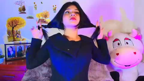 Hanna 3 online show from June 13, 2026, 6:06 pm
