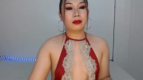 Snapshot of hannabanana_ts chatting on February 19, 2025, 2:55 am Hannah online show from February 19, 2025, 2:55 am