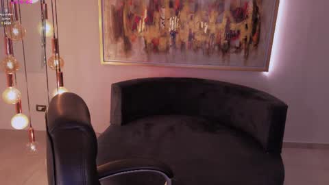  Hanna Connor  online show from June 18, 2026, 9:52 pm