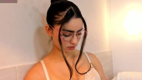 Snapshot of hannaconnorr chatting on September 30, 2025, 11:37 am Hanna Connor online show from September 30, 2025, 11:37 am