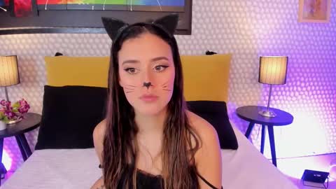 Hanna online show from October 31, 2025, 4:02 am