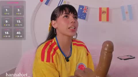 Snapshot of hannah_jet chatting on June 17, 2026, 7:37 pm hannah_jet online show from June 17, 2026, 7:37 pm