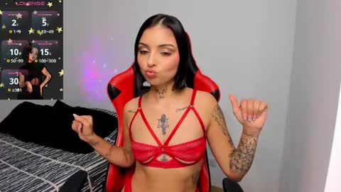 Snapshot of hannah_miltonn chatting on May 26, 2026, 7:43 pm Hannah Milton online show from May 26, 2026, 7:43 pm