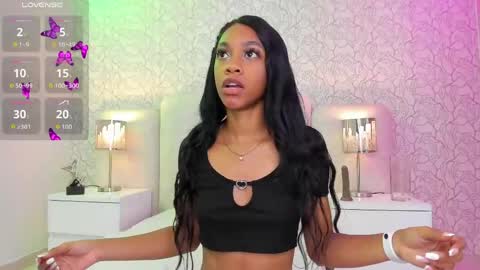 Snapshot of hannah_willian chatting on May 9, 2026, 11:37 am online show from May 9, 2026, 11:37 am