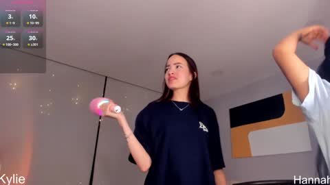 Hannah online show from January 2, 2025, 6:07 am