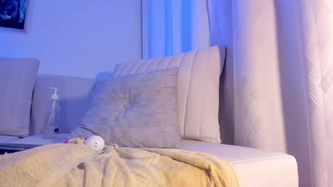 Snapshot of hannahdavisx chatting on March 9, 2025, 7:56 am Hannah online show from March 9, 2025, 7:56 am