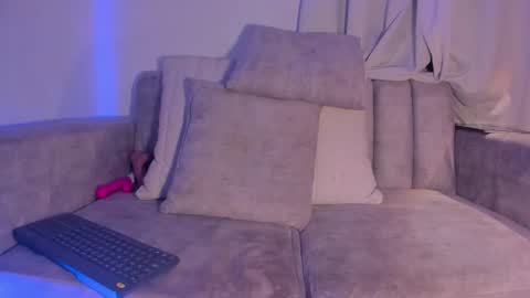 Snapshot of hannahdavisx chatting on November 21, 2025, 11:25 pm Hannah online show from November 21, 2025, 11:25 pm