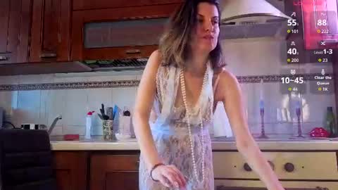 Hannah online show from July 28, 2026, 11:17 am