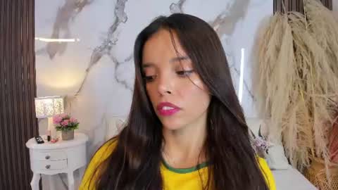 Snapshot of hannahill69 chatting on June 13, 2026, 7:45 pm Hannahill69 online show from June 13, 2026, 7:45 pm