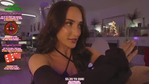 Hannah James online show from December 10, 2024, 7:22 pm