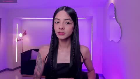 Snapshot of hannahjamesx chatting on November 20, 2025, 7:13 pm HANNAH J online show from November 20, 2025, 7:13 pm