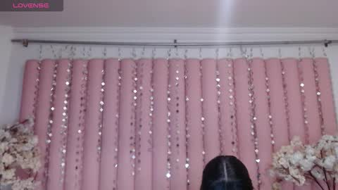 Hanna Venza online show from February 18, 2026, 3:24 am