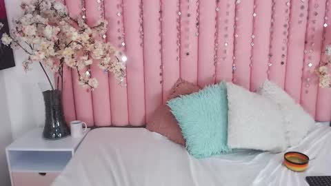 Hanna Venza online show from March 6, 2026, 12:18 am