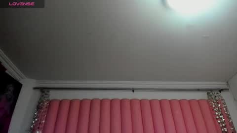 Hanna Venza online show from March 15, 2026, 4:51 am