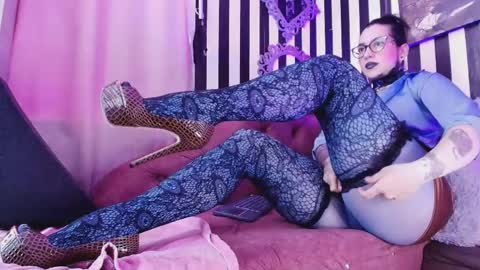 FOLLOW ME INTA MOONXMAFE online show from April 26, 2026, 4:26 pm