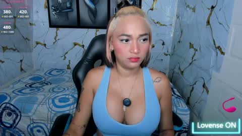 Snapshot of hannasteyl2 chatting on July 25, 2026, 11:30 am hannasteyl2 online show from July 25, 2026, 11:30 am