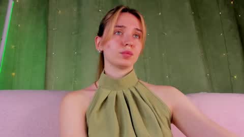 Hannavanilla online show from June 26, 2026, 9:46 am