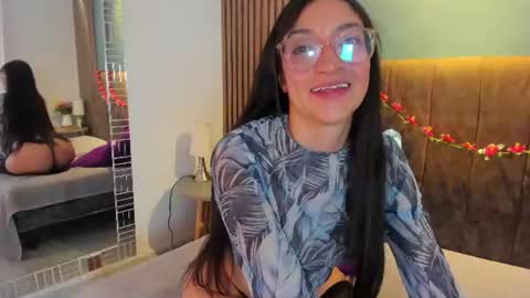 Snapshot of hannawen_ chatting on July 30, 2026, 4:00 am hannawen_ online show from July 30, 2026, 4:00 am
