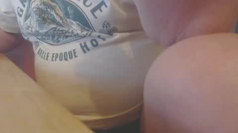Snapshot of hannes_k chatting on April 14, 2026, 10:38 pm hannes_k online show from April 14, 2026, 10:38 pm