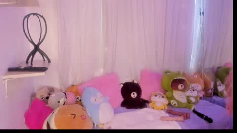 Hannie ws online show from February 14, 2025, 2:44 pm