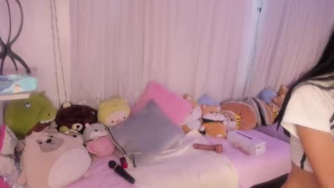 Hannie ws online show from February 20, 2025, 6:24 pm