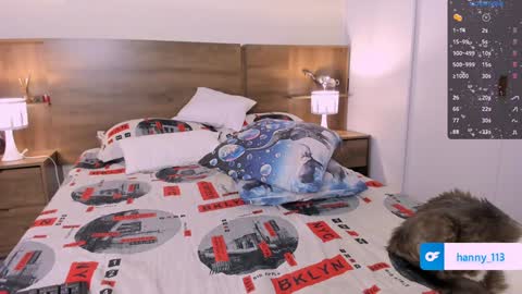 taylor live   online show from February 4, 2025, 1:13 am